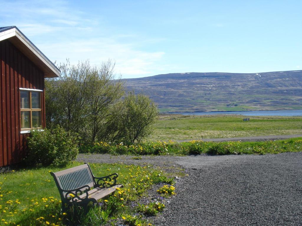 Guesthouse Petursborg Akureyri Bagian luar foto